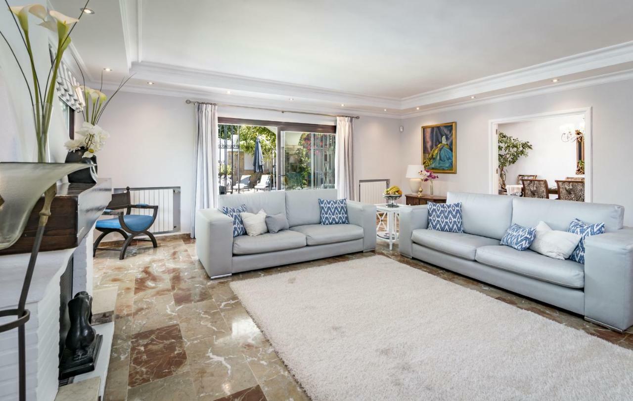 Villa Casakhan, Beautiful Luxury Villa, Marbellac Extérieur photo